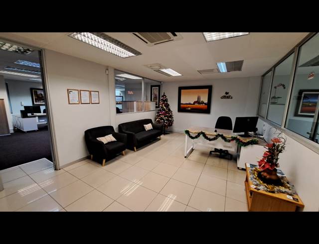 189M² BUSINESS TO LET IN EMPANGENI CENTRAL